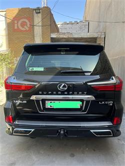 Lexus LX